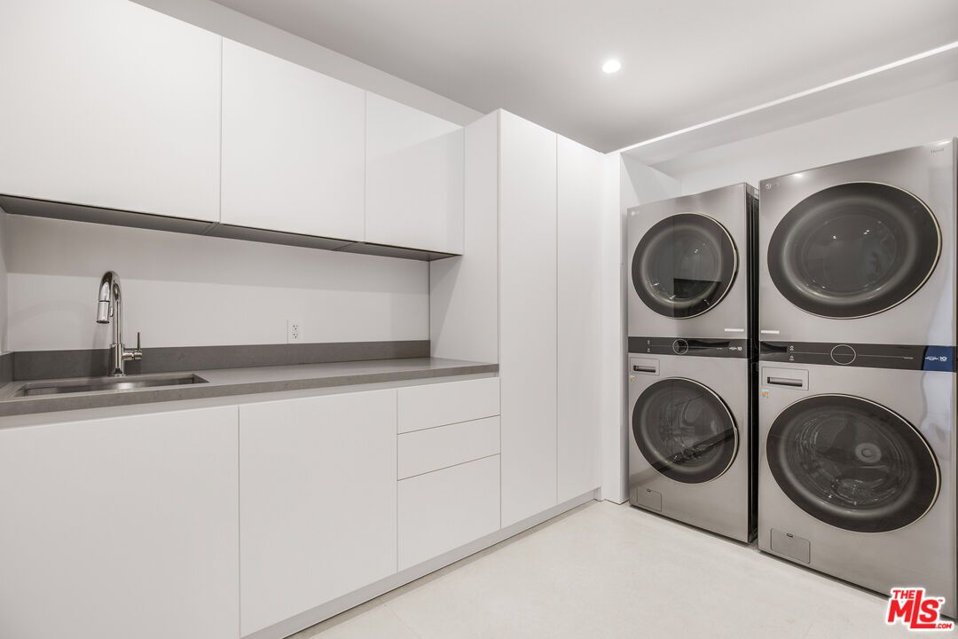 Interior, Recessed Lighting, Washer