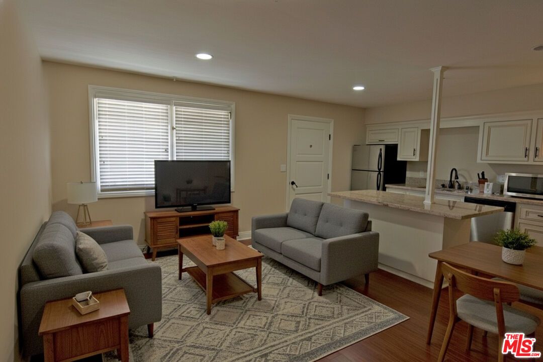 Interior, Kitchen, Living room, Recessed Lighting, Wood Texture Flooring