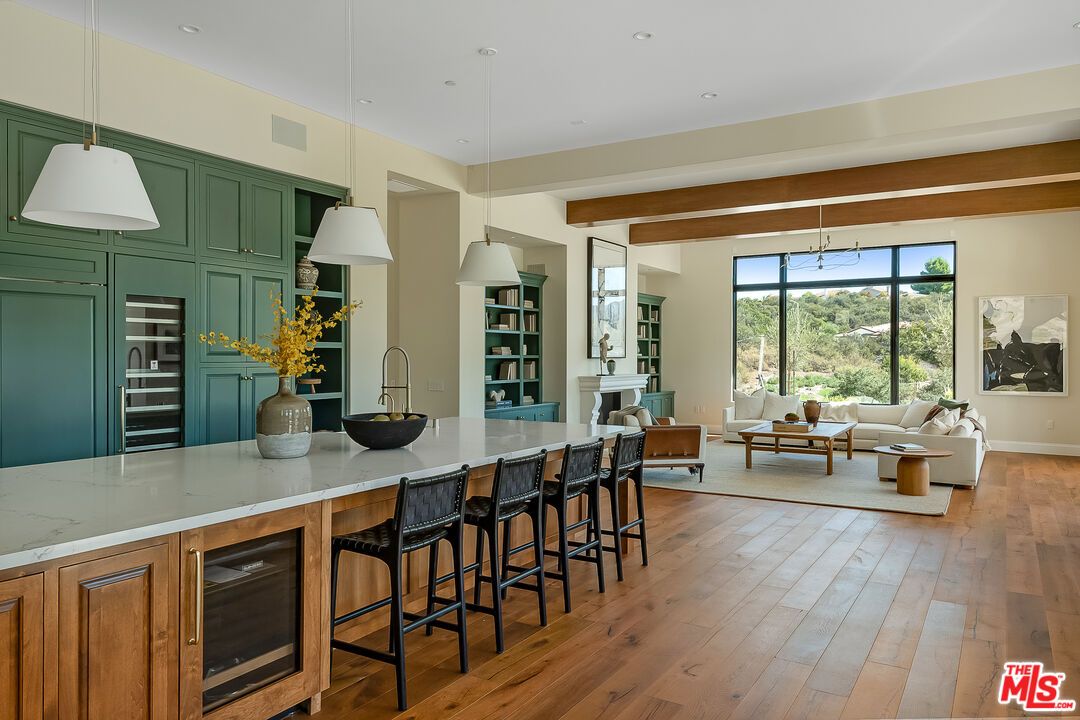 Interior, Kitchen, Living room, Pendant Lights, Recessed Lighting, Wood Texture Flooring