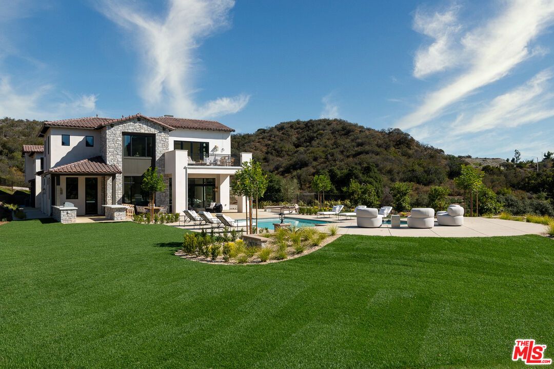 Backyard, Exterior, Facade, Pool, Mediterranean