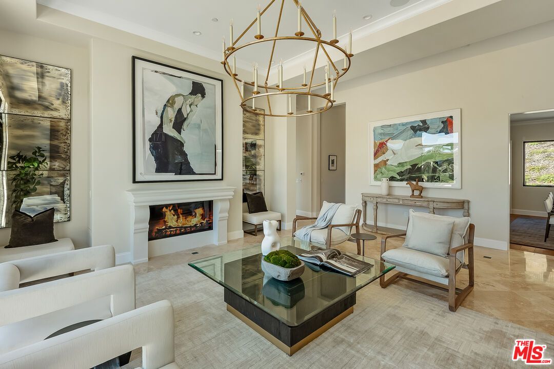 Chandelier, Fireplace, Interior, Living room, Pendant Lights, Recessed Lighting