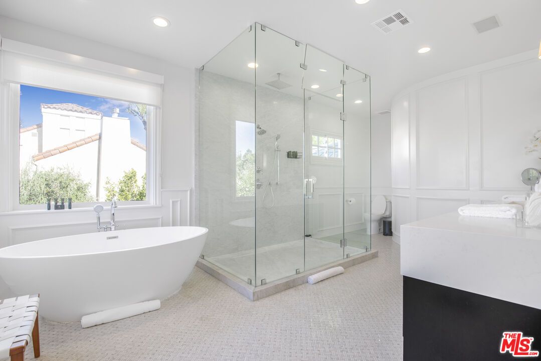 Bathroom, Free Standing Baths, Glass Shower, Interior, Recessed Lighting