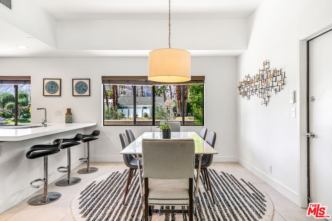 Dining room, Interior, Pendant Lights