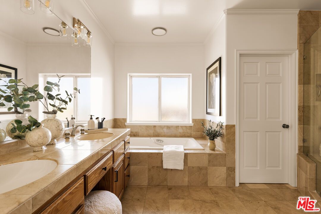 Bathroom, Dual Sink Vanities, Glass Shower, Interior