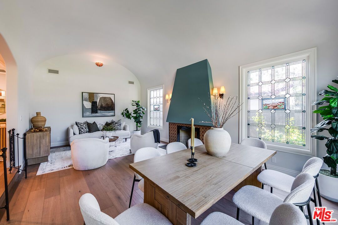 Dining room, Interior, Living room, Wood Texture Flooring