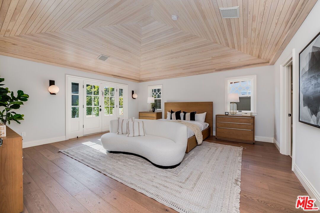 Bedroom, Interior, Wooden Ceilings, Wood Texture Flooring