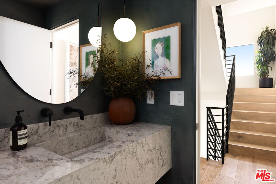Bathroom, Interior, Pendant Lights, Wood Texture Flooring