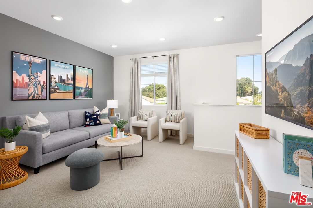 Interior, Living room, Recessed Lighting