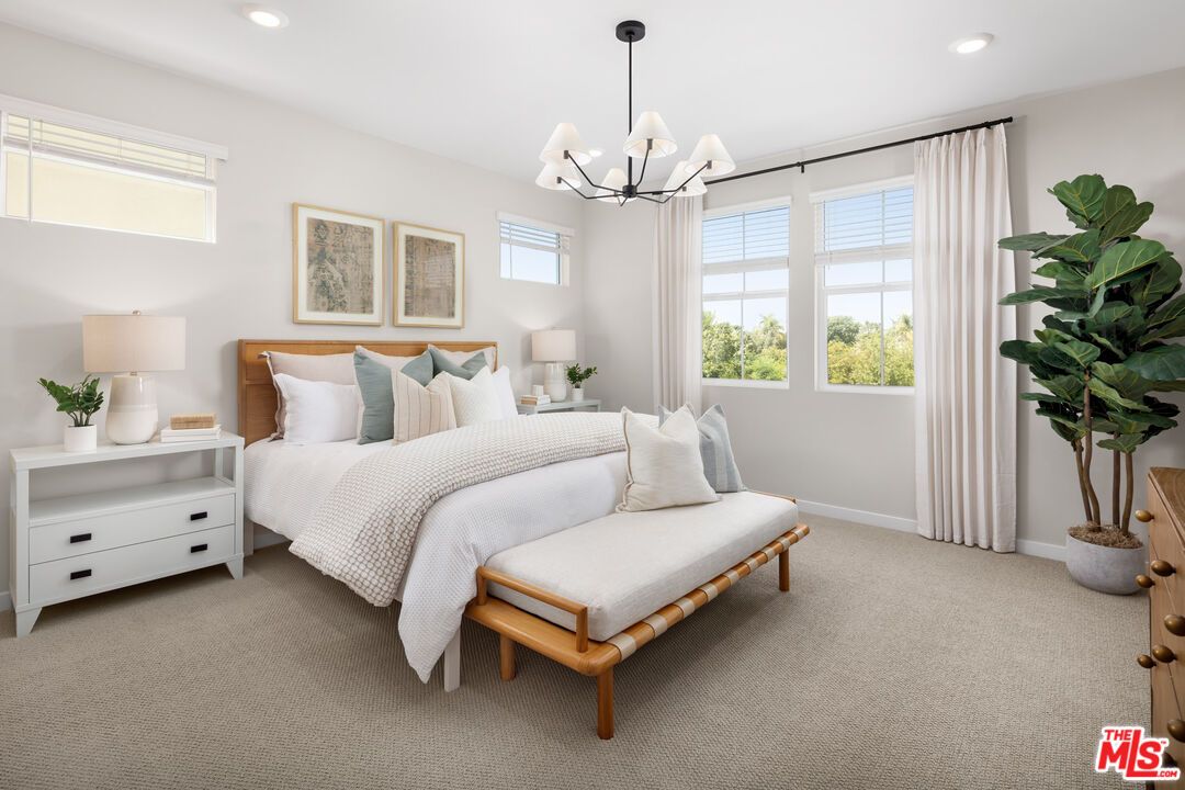 Bedroom, Chandelier, Interior, Recessed Lighting