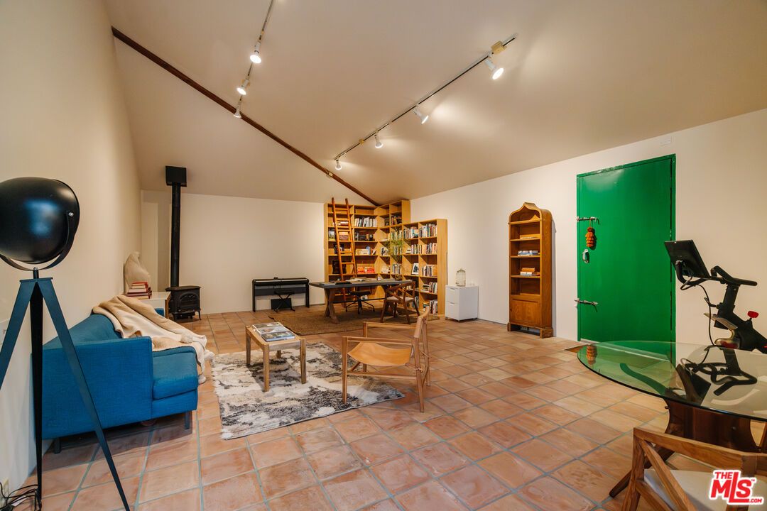 Fitness Equipment, Interior