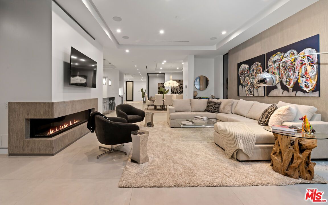 Dining room, Fireplace, Interior, Living room, Pendant Lights, Recessed Lighting