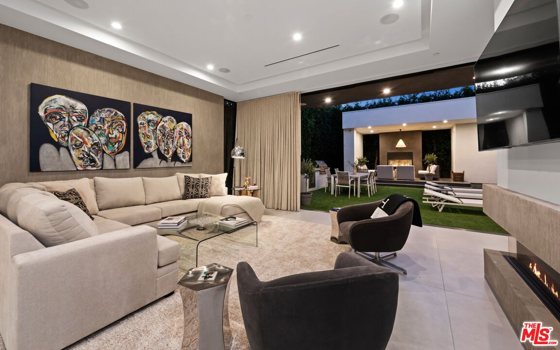 Dining room, Fireplace, Interior, Living room, Recessed Lighting