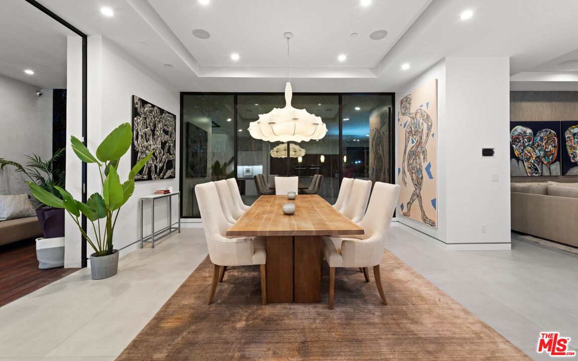 Dining room, Interior, Pendant Lights, Recessed Lighting