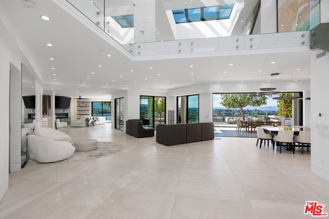 Dining room, Glass Ceilings, Interior, Living room, Pendant Lights, Recessed Lighting