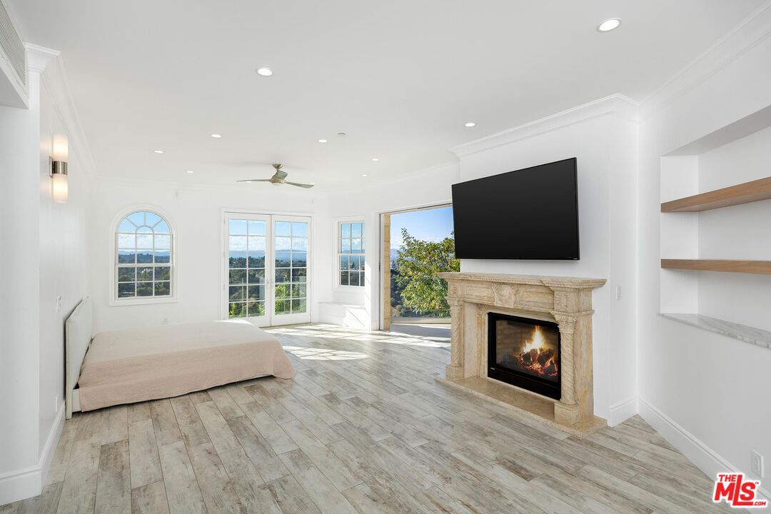Fireplace, Interior, Recessed Lighting, Wood Texture Flooring