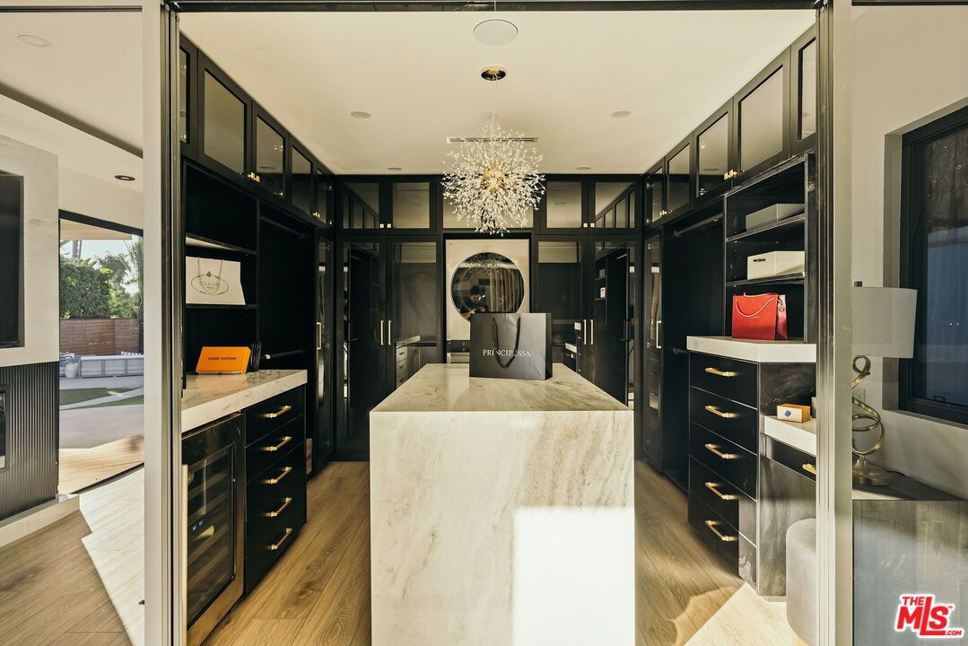 Chandelier, Interior, Recessed Lighting, Walk-in Closets, Wood Texture Flooring