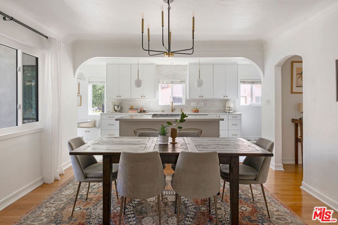 Chandelier, Dining room, Interior, Kitchen, Pendant Lights, Wood Texture Flooring