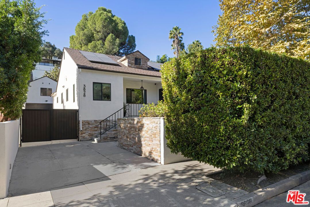 Exterior, Solar Panels