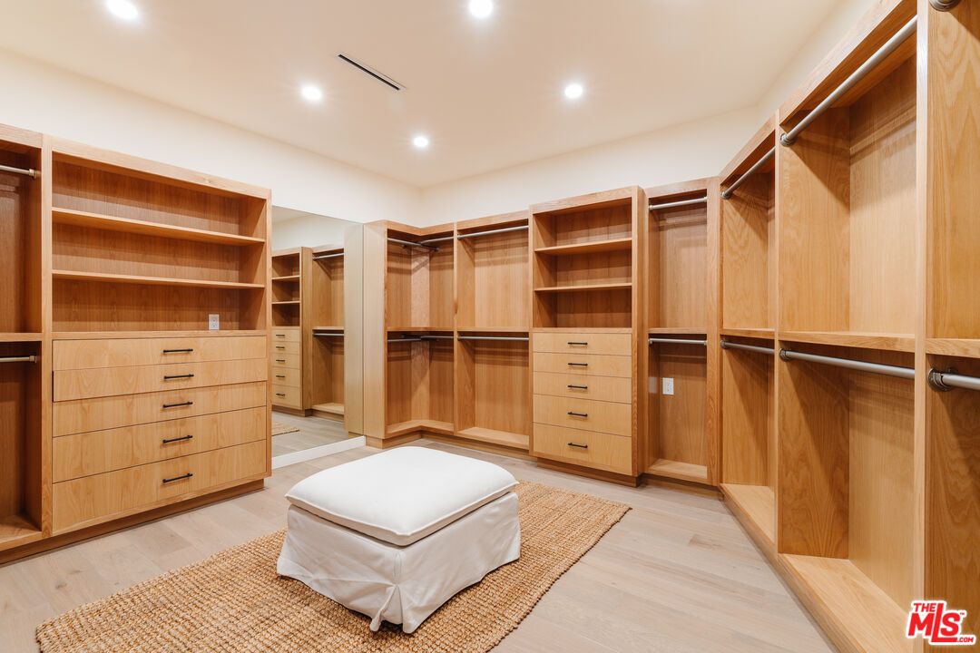 Interior, Recessed Lighting, Walk-in Closets, Wood Texture Flooring