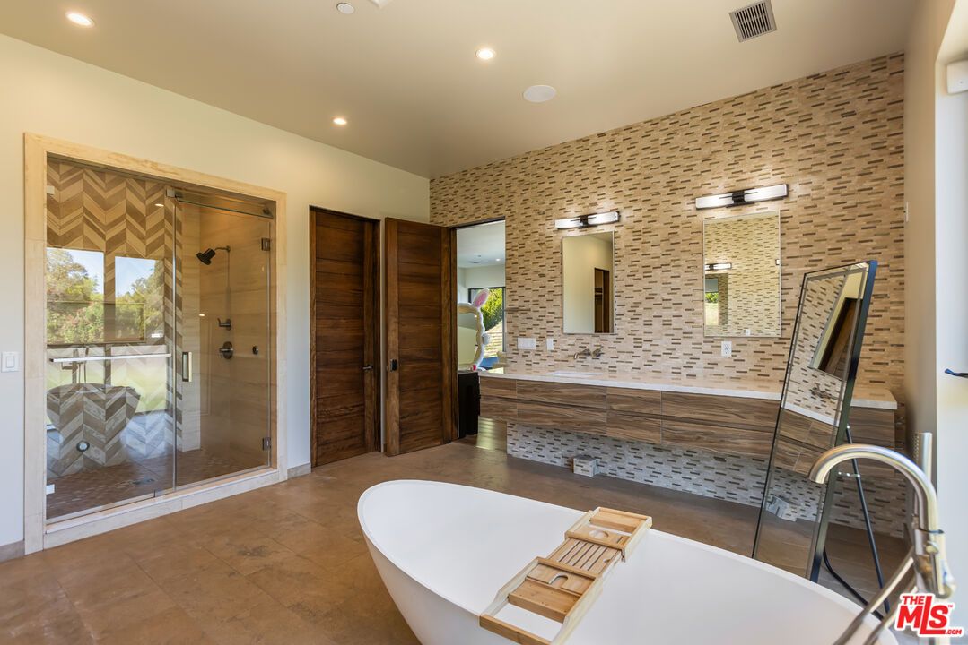 Bathroom, Free Standing Baths, Glass Shower, Interior, Recessed Lighting