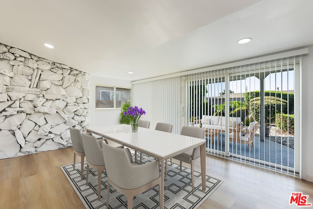 Dining room, Interior, Recessed Lighting, Stone Walls, Wood Texture Flooring