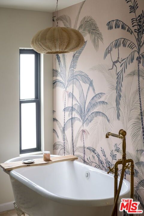 Bathroom, Free Standing Baths, Interior