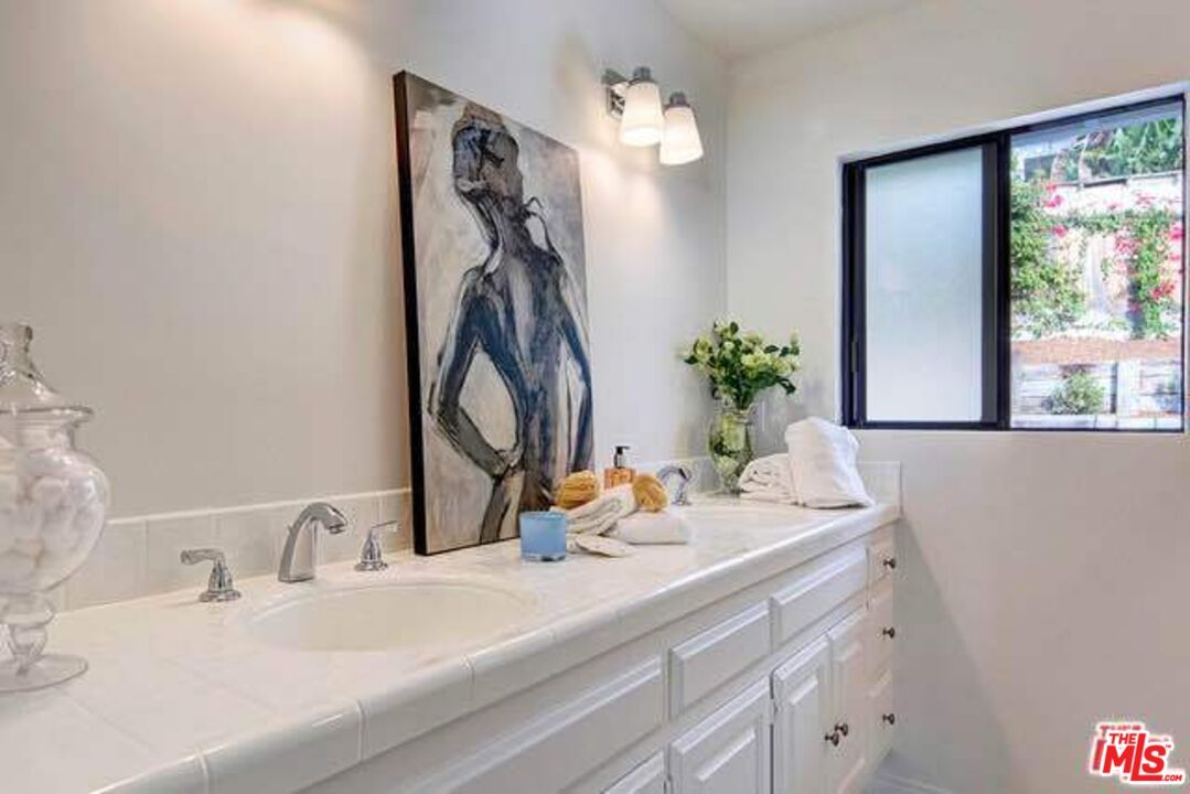 Bathroom, Interior, Tile Countertops