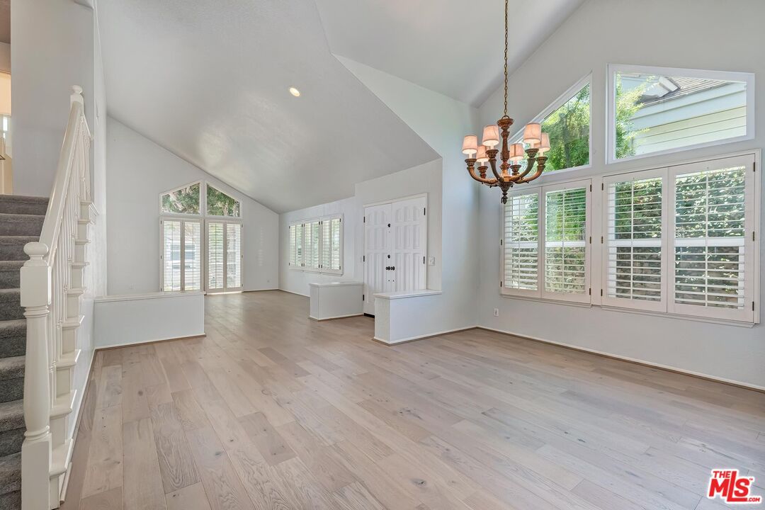 Chandelier, Empty room, Interior, Recessed Lighting, Wood Texture Flooring