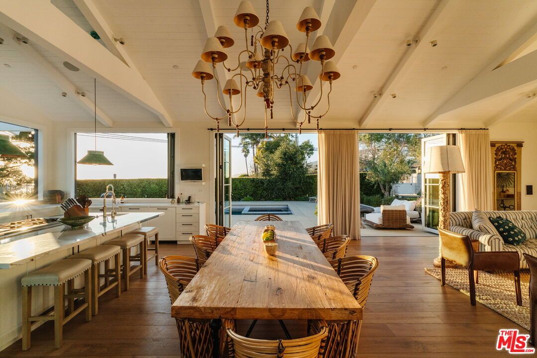 Chandelier, Dining room, Interior, Wood Texture Flooring