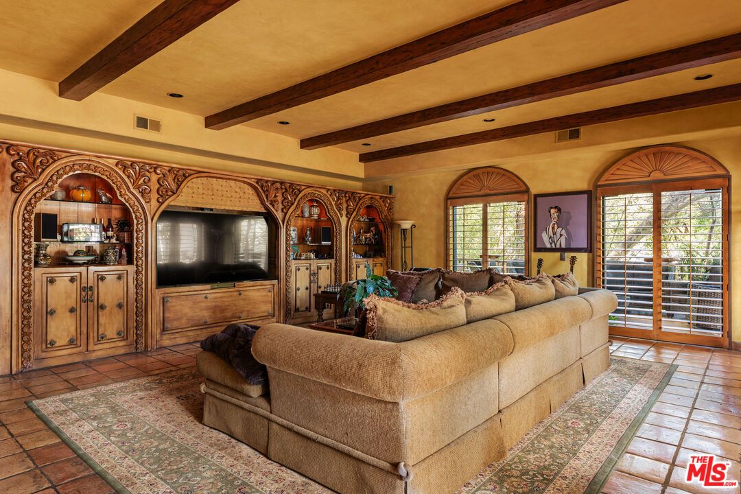 Interior, Living room, Recessed Lighting, Wooden Beams