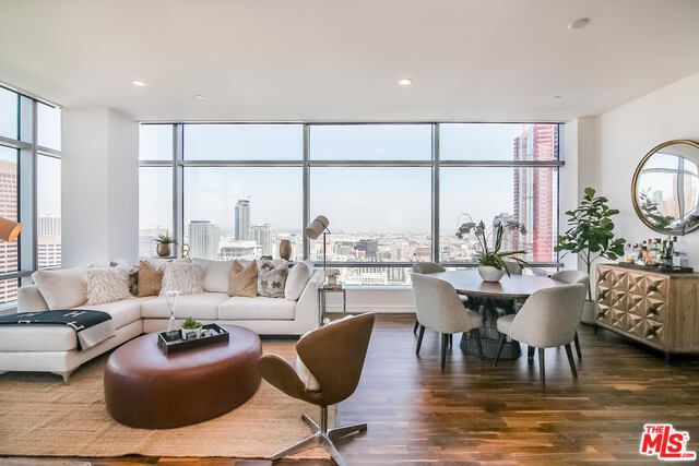 Dining room, Interior, Living room, Recessed Lighting, Wood Texture Flooring