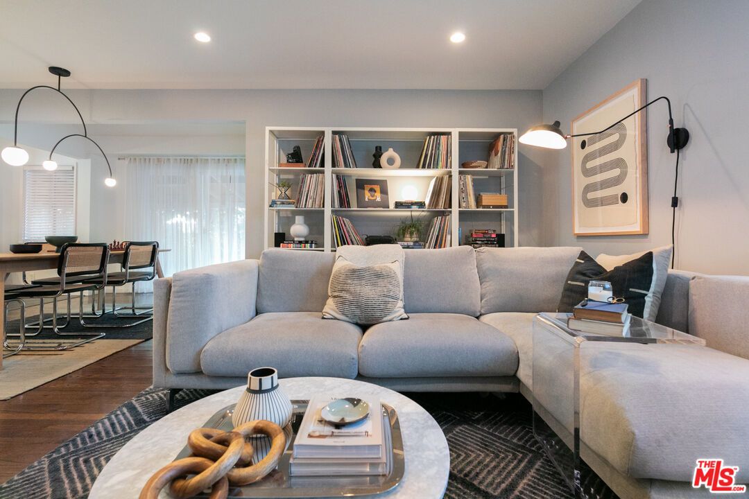 Dining room, Interior, Living room, Pendant Lights, Recessed Lighting, Wood Texture Flooring