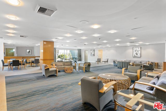 Dining room, Interior, Living room, Recessed Lighting