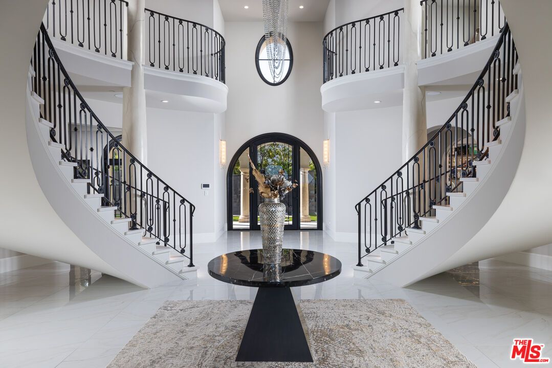 Interior, Marble, Recessed Lighting