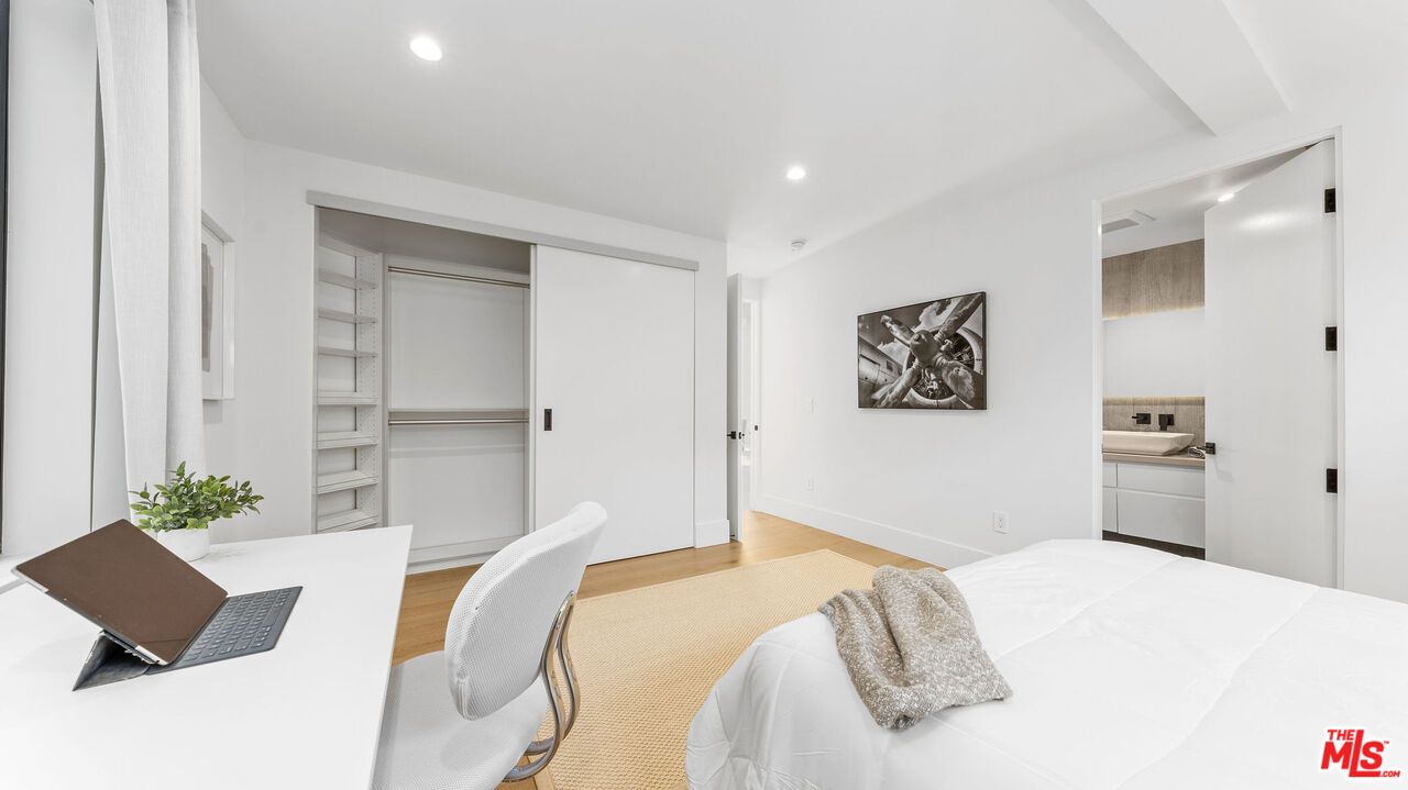 Bedroom, Home Office, Interior, Recessed Lighting, Wood Texture Flooring