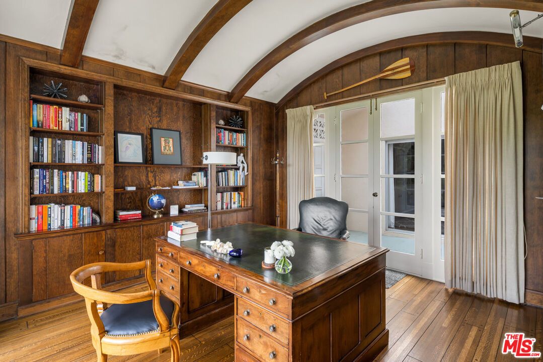 Home Office, Interior, Wooden Beams, Wood Texture Flooring, Wooden Walls