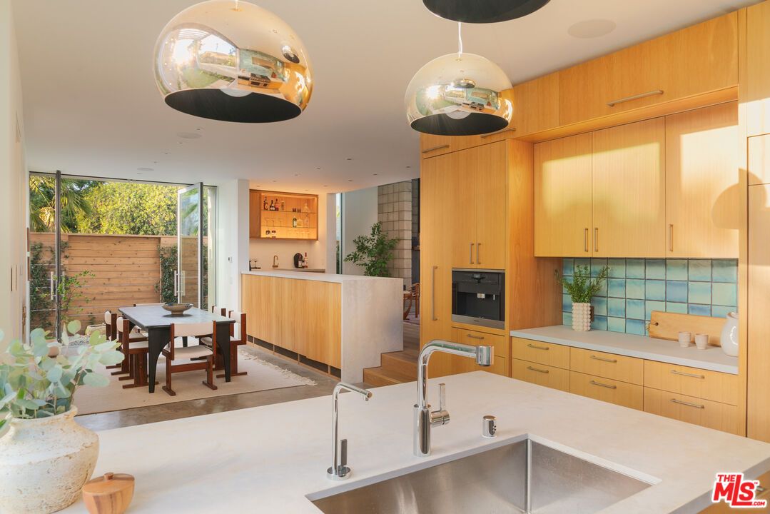 Dining room, Interior, Kitchen, Recessed Lighting