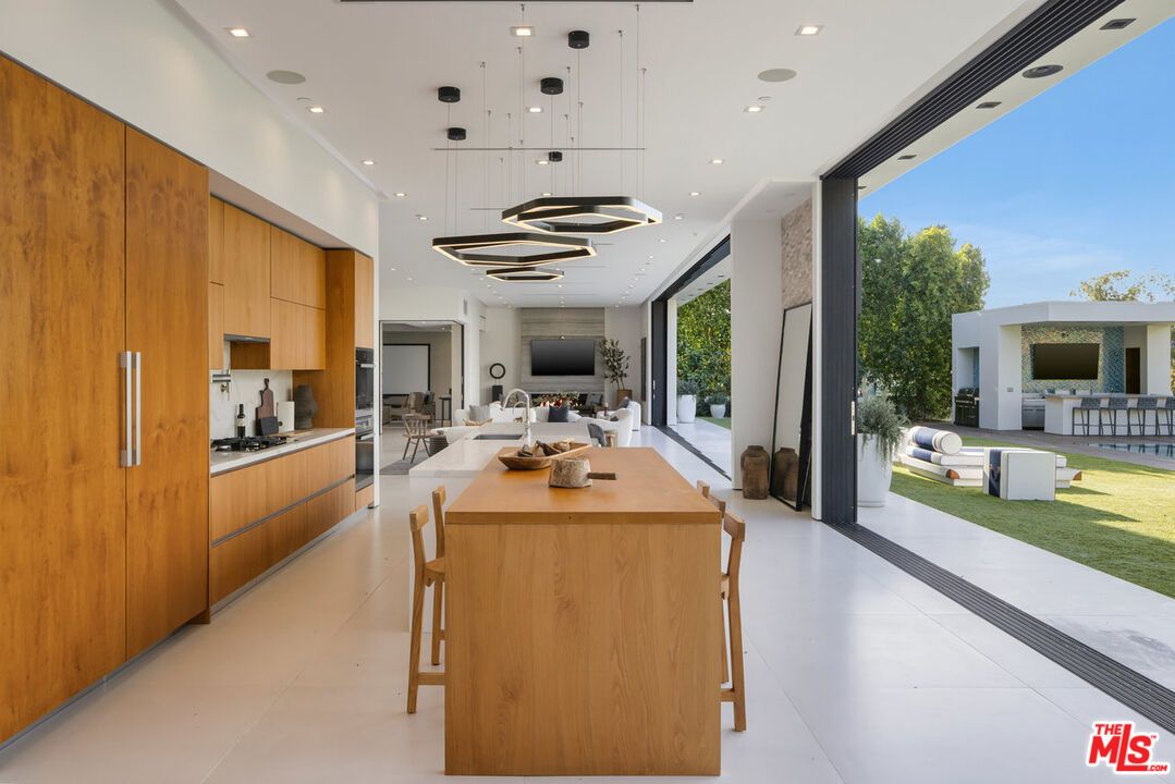 Interior, Kitchen, Living room, Pendant Lights, Recessed Lighting