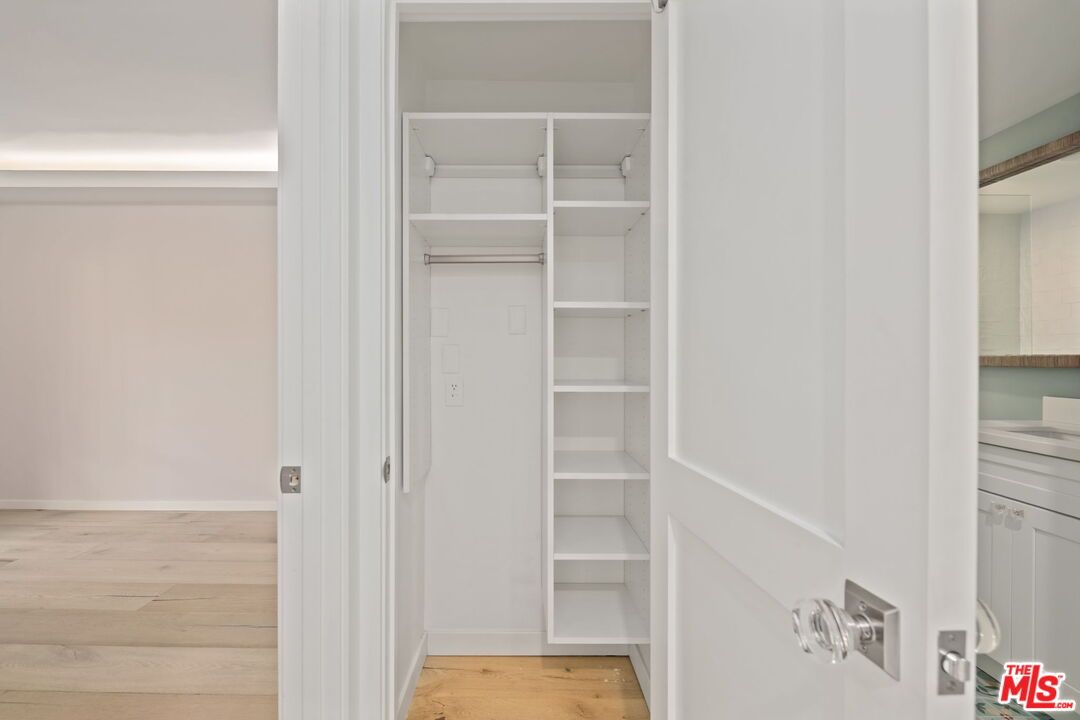 Interior, Recessed Lighting, Walk-in Closets, Wood Texture Flooring