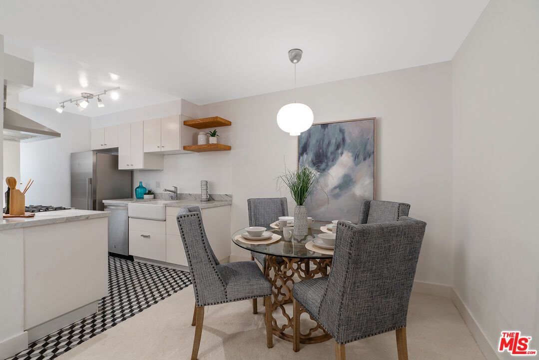Dining room, Interior, Kitchen, Pendant Lights