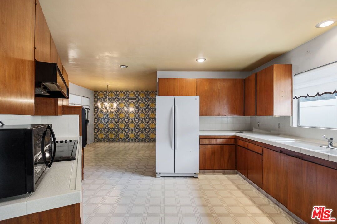 Interior, Kitchen, Pendant Lights, Recessed Lighting