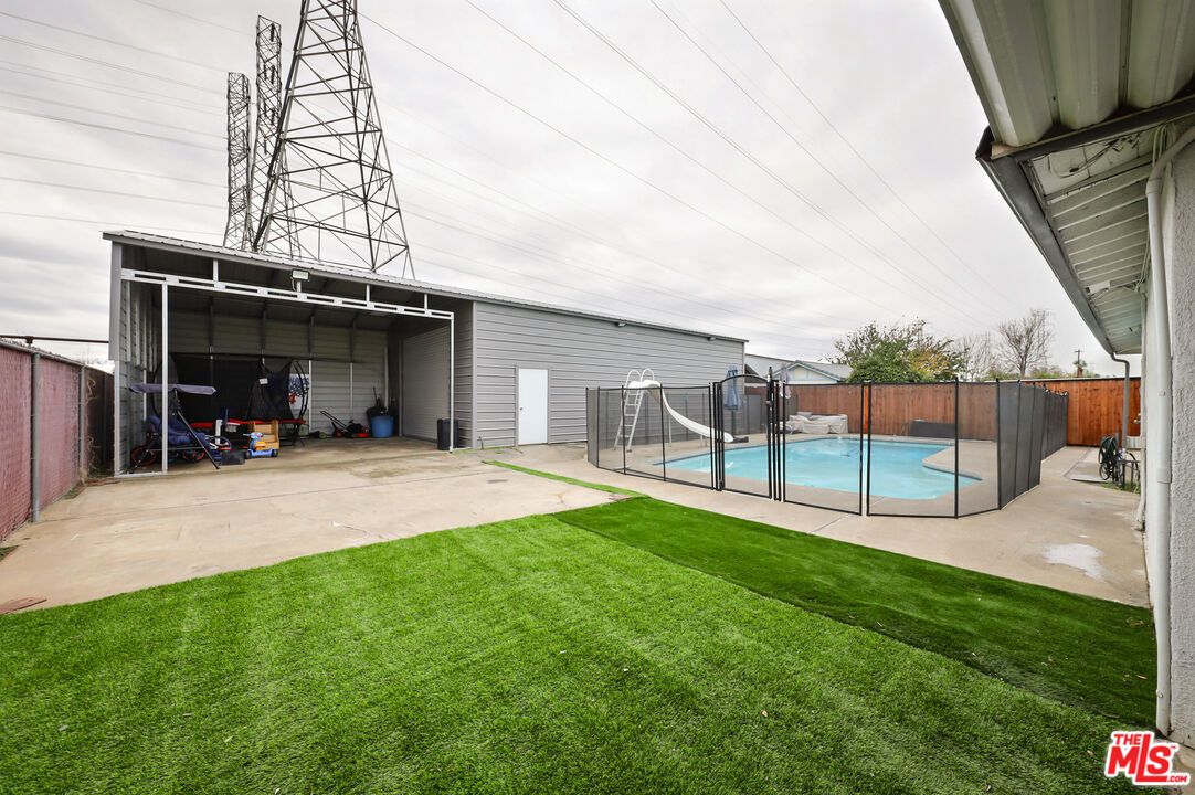 Backyard, Exterior, Pool