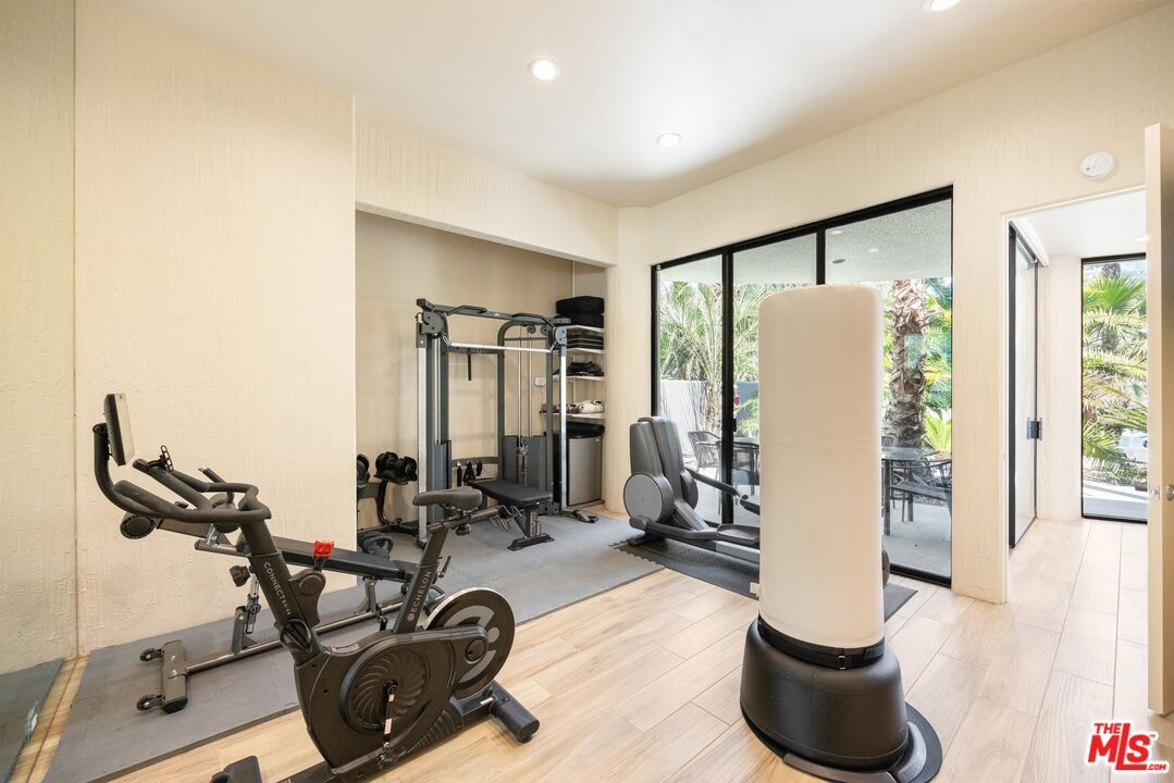 Fitness Equipment, Interior, Recessed Lighting, Wood Texture Flooring
