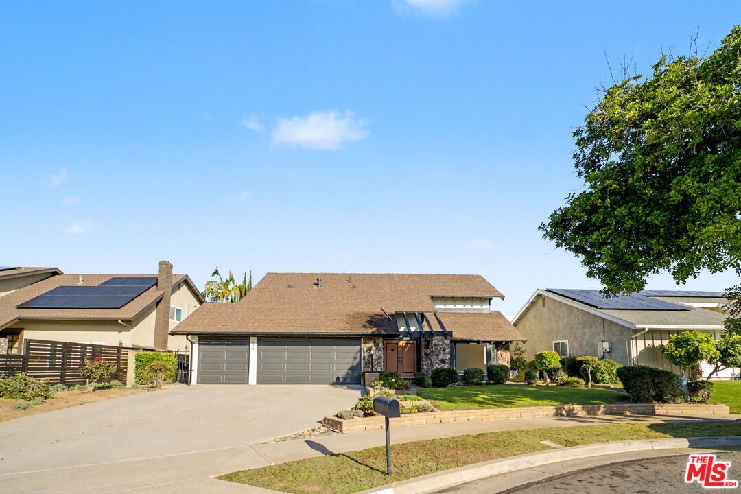 Exterior, Solar Panels