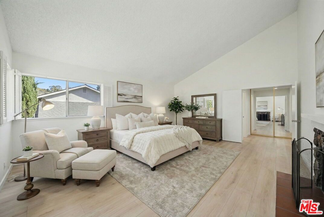 Bedroom, Fireplace, Interior, Wood Texture Flooring