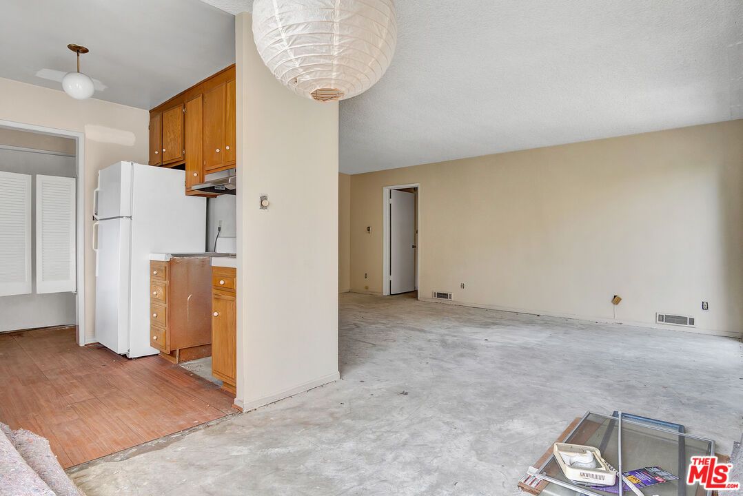 Empty room, Interior, Kitchen