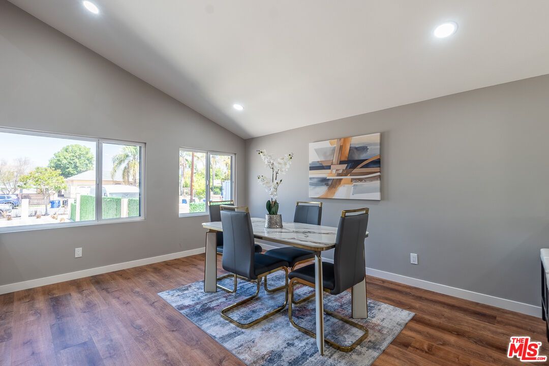 Dining room, Interior, Recessed Lighting, Wood Texture Flooring