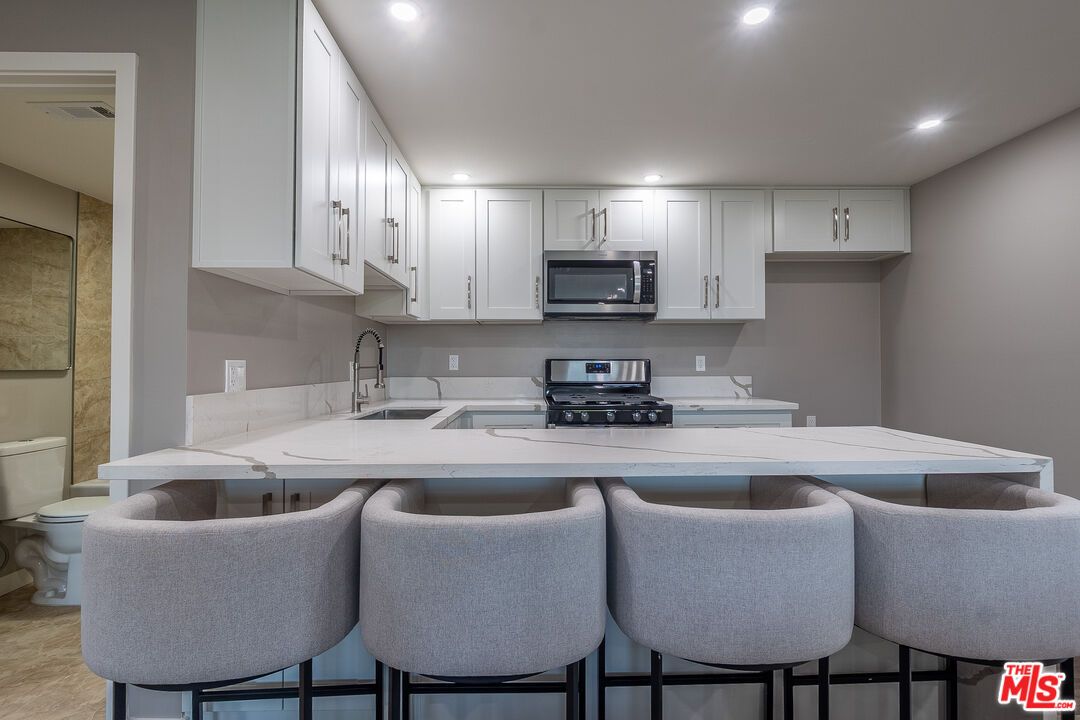 Interior, Kitchen, Recessed Lighting