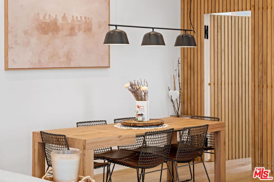 Dining room, Interior, Pendant Lights