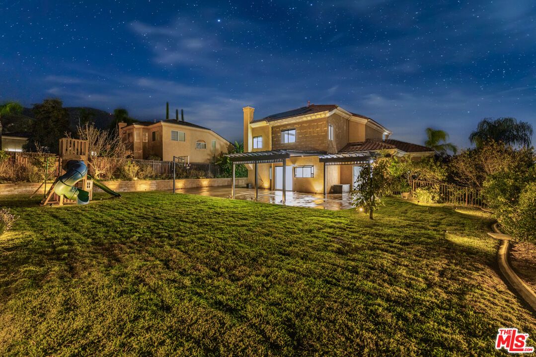 Backyard, Exterior, Playground